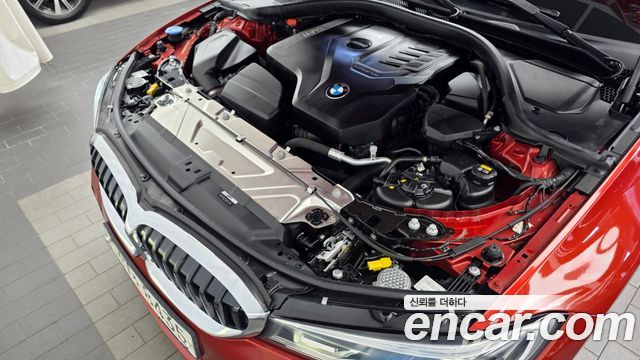 BMW 3-Series 2021 — photo 6