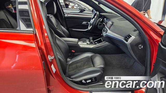 BMW 3-Series 2021 — photo 17