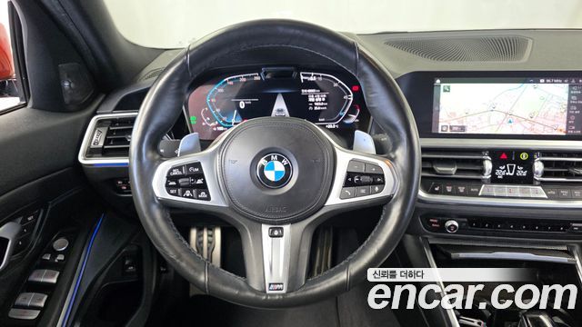 BMW 3-Series 2021 — photo 19