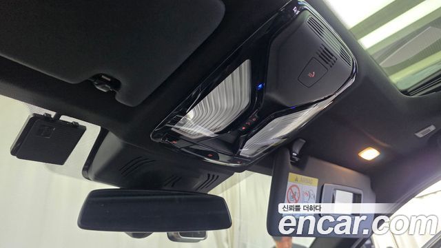 BMW 3-Series 2021 — photo 30