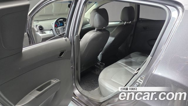 Chevrolet Korea Spark 2014 — photo 17