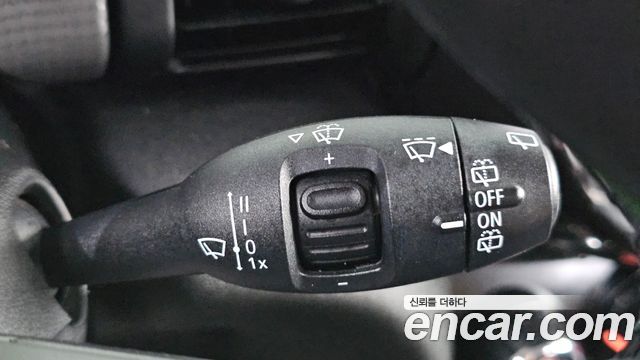 Mini Cooper 2019 — photo 29