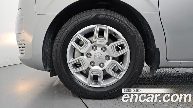 Hyundai Staria 2022 — photo 5