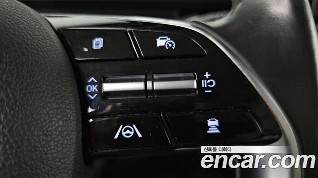 Hyundai Staria 2022 — photo 24