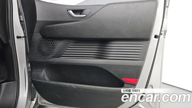 Hyundai Staria 2022 — photo 14