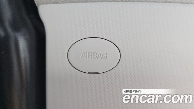Hyundai Staria 2022 — photo 30