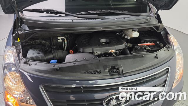 Hyundai Starex 2018 — photo 6
