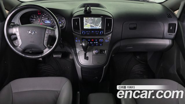 Hyundai Starex 2018 — photo 10