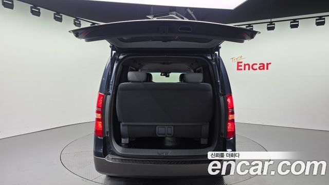 Hyundai Starex 2018 — photo 25