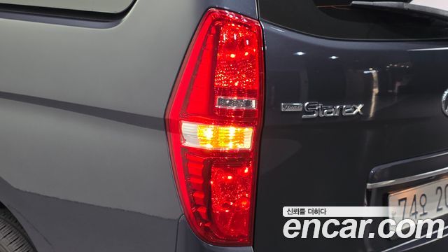 Hyundai Starex 2018 — photo 9