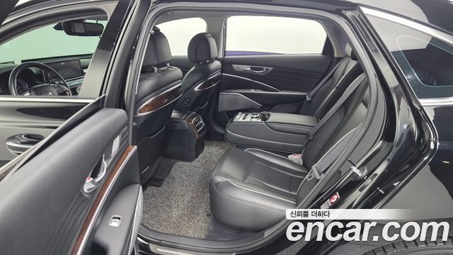 Kia K9 2019 — photo 16
