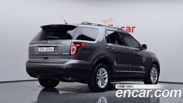 Ford Explorer 2014 — photo 2