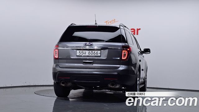 Ford Explorer 2014 — photo 4