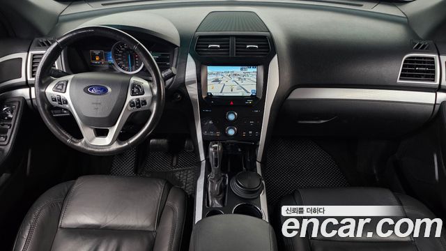 Ford Explorer 2014 — photo 7