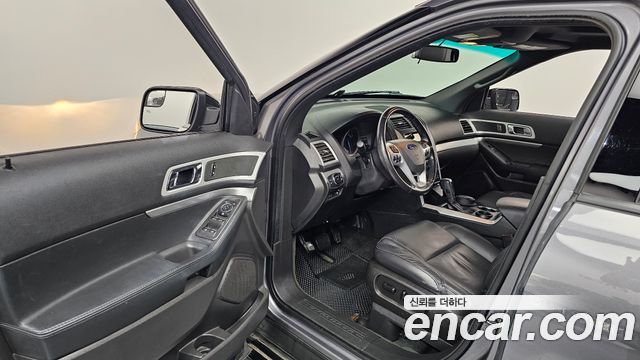 Ford Explorer 2014 — photo 10