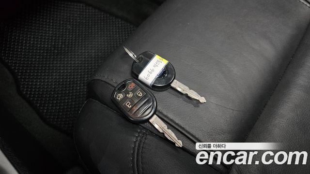 Ford Explorer 2014 — photo 16