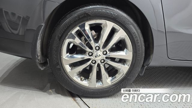 Kia Canival 2017 — photo 5