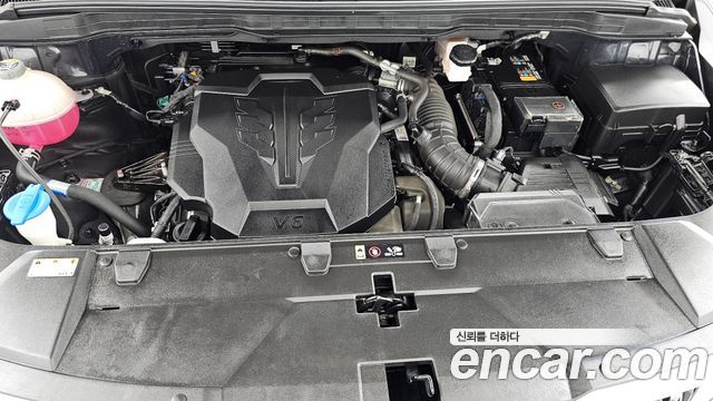 Kia Canival 2023 — photo 6