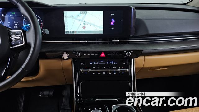 Kia Canival 2023 — photo 15