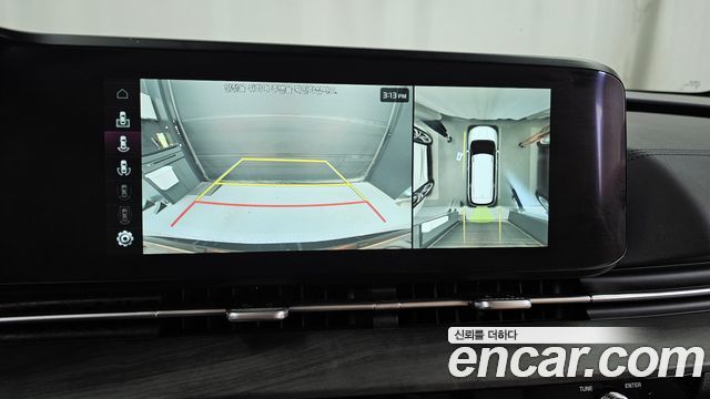 Kia Canival 2023 — photo 16