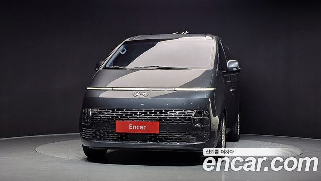 Hyundai Staria 2022 — photo 3