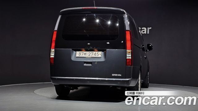 Hyundai Staria 2022 — photo 4
