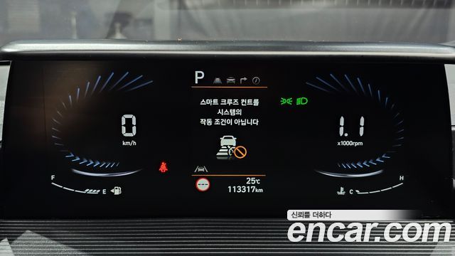 Hyundai Staria 2022 — photo 8