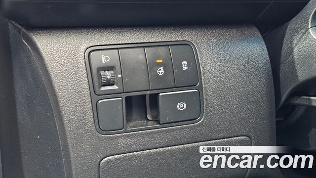 Hyundai Staria 2022 — photo 15