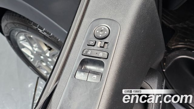 Hyundai Staria 2022 — photo 16