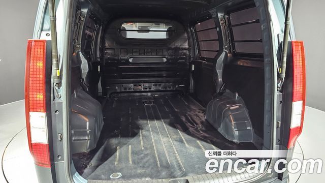 Hyundai Staria 2022 — photo 19