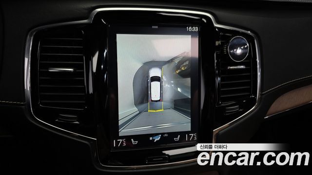 Volvo XC90 2017 — photo 15