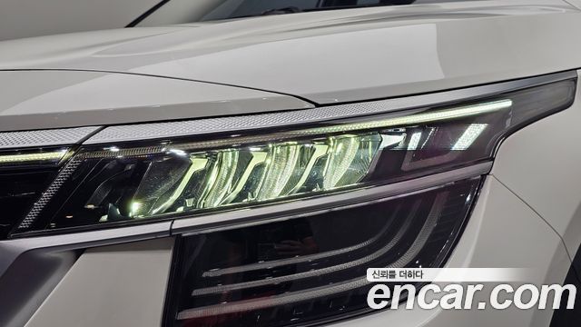 Kia Seltos 2022 — photo 8