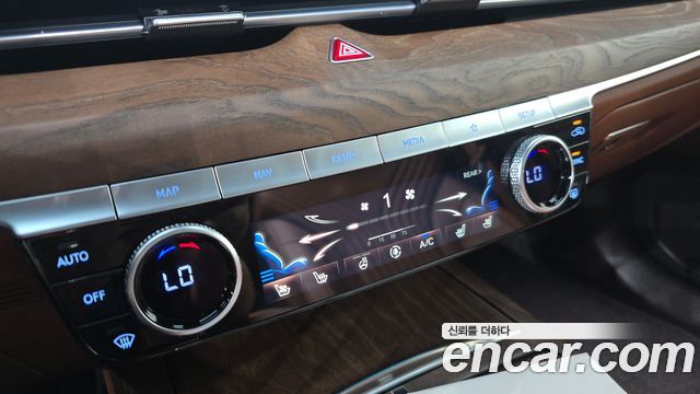 Genesis G80 2022 — photo 24