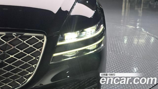 Genesis G80 2022 — photo 8