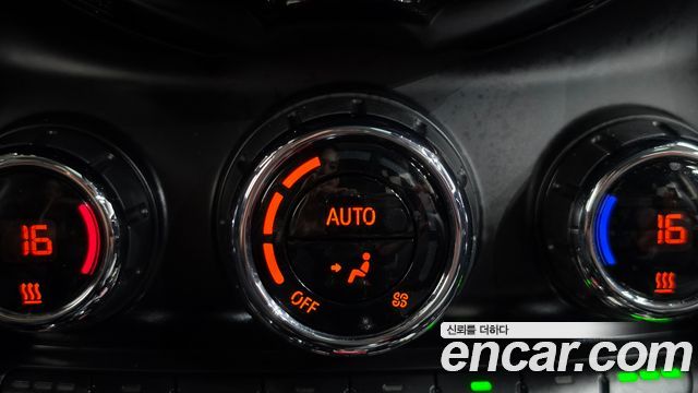 Mini Cooper 2024 — photo 27