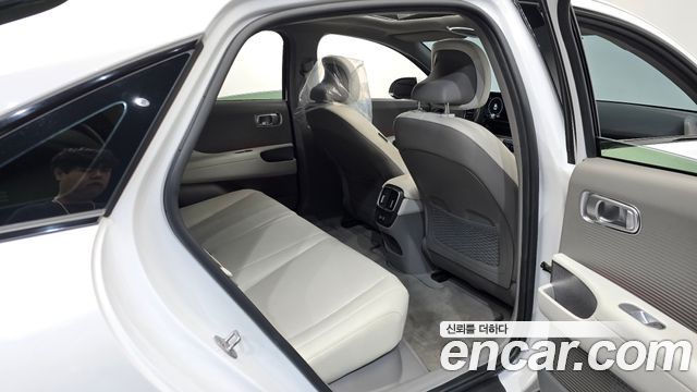 Hyundai Ioniq6 2023 — photo 11