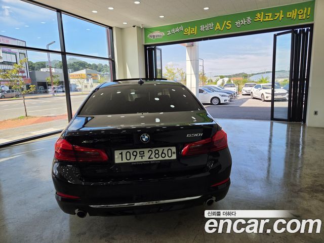 BMW 5-Series 2018 — photo 4