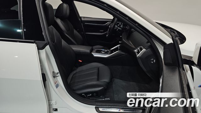 BMW i4 2025 — photo 16