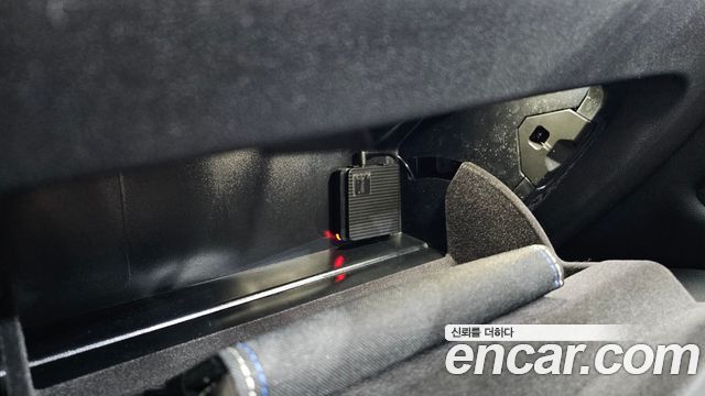 BMW i4 2025 — photo 28