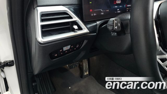 BMW i4 2025 — photo 29