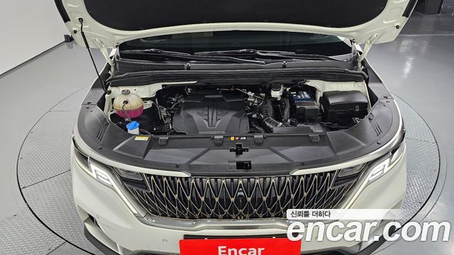 Kia Canival 2023 — photo 6
