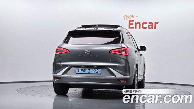 Hyundai Nexo 2023 — photo 4