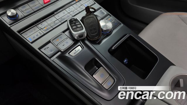 Hyundai Nexo 2023 — photo 12