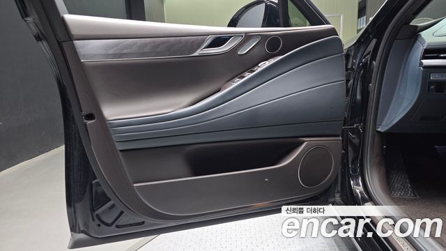 Genesis G80 2021 — photo 14
