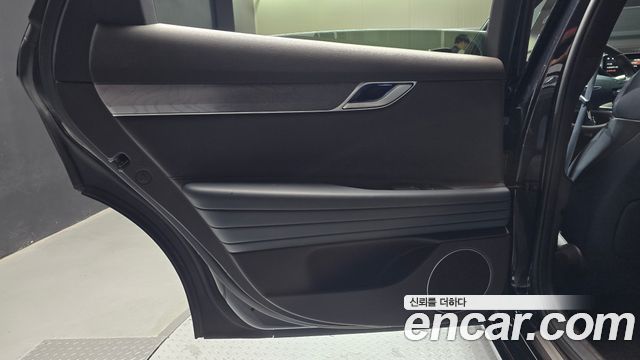 Genesis G80 2021 — photo 15