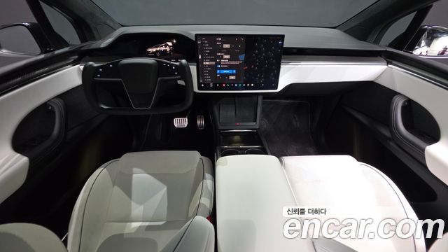 Tesla Model X 2023 — photo 10