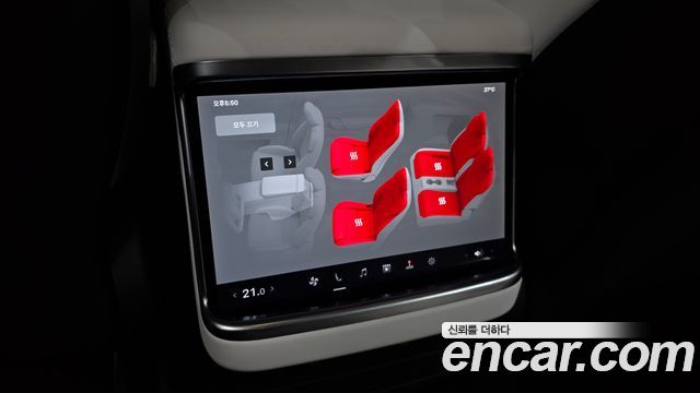 Tesla Model X 2023 — photo 24