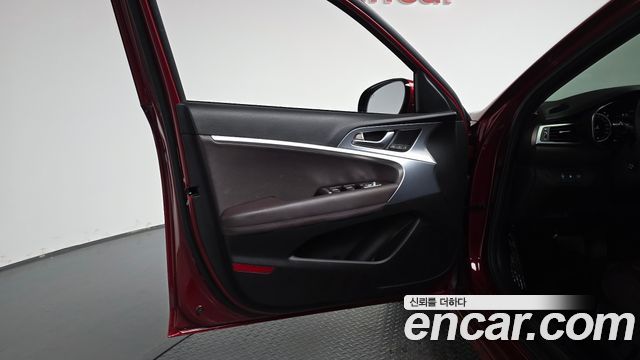 Genesis G70 2023 — photo 14