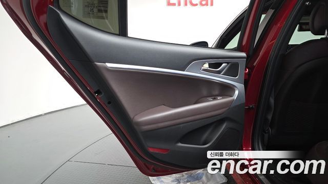 Genesis G70 2023 — photo 15