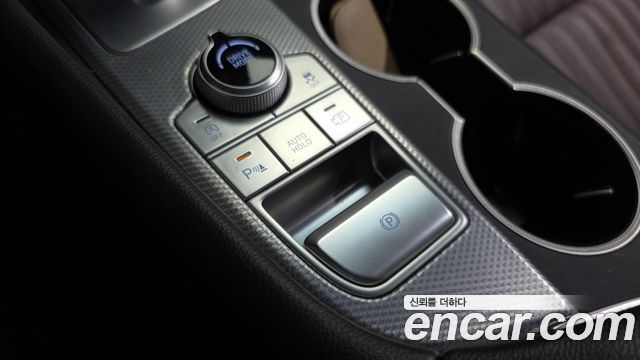 Genesis G70 2023 — photo 30